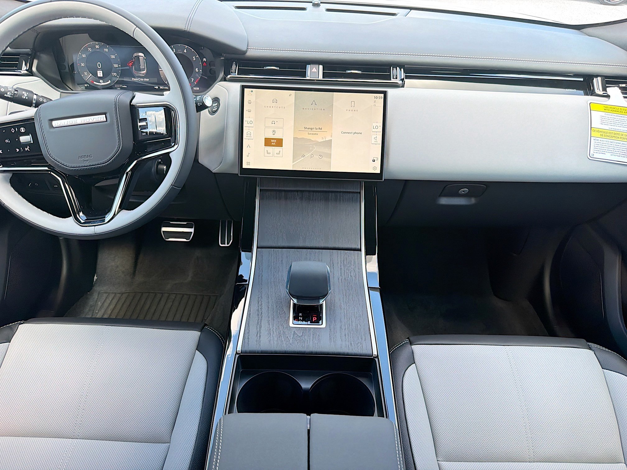New 2026 Ostuni Pearl White Land Rover Belgravia Edition image 19