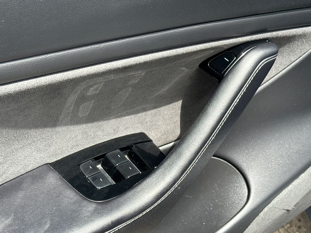 Used 2019 Gray Tesla Long Range image 28