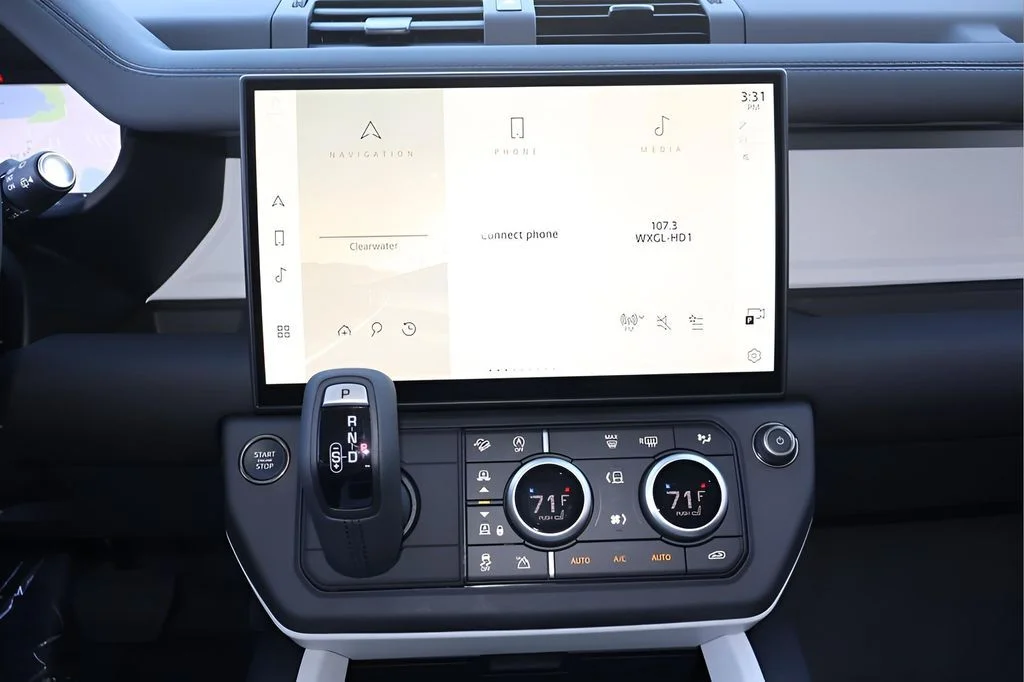 New 2026 Santorini Black Land Rover S image 19