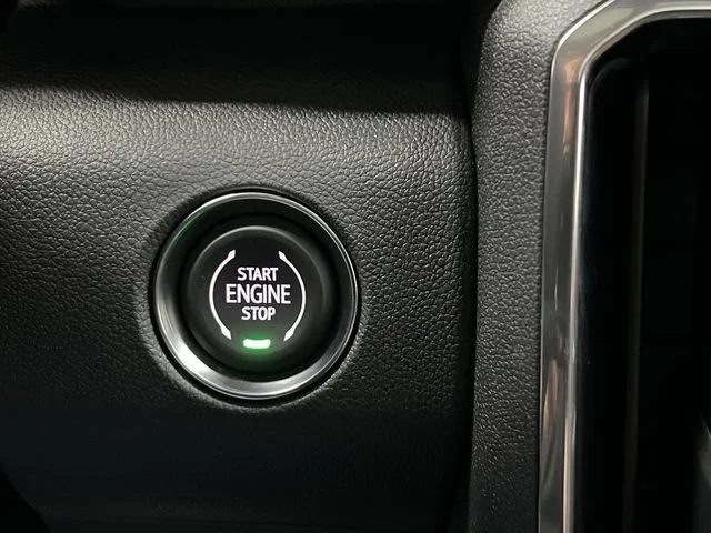 2027 GMC Acadia Denali Ultimate - Photo 18