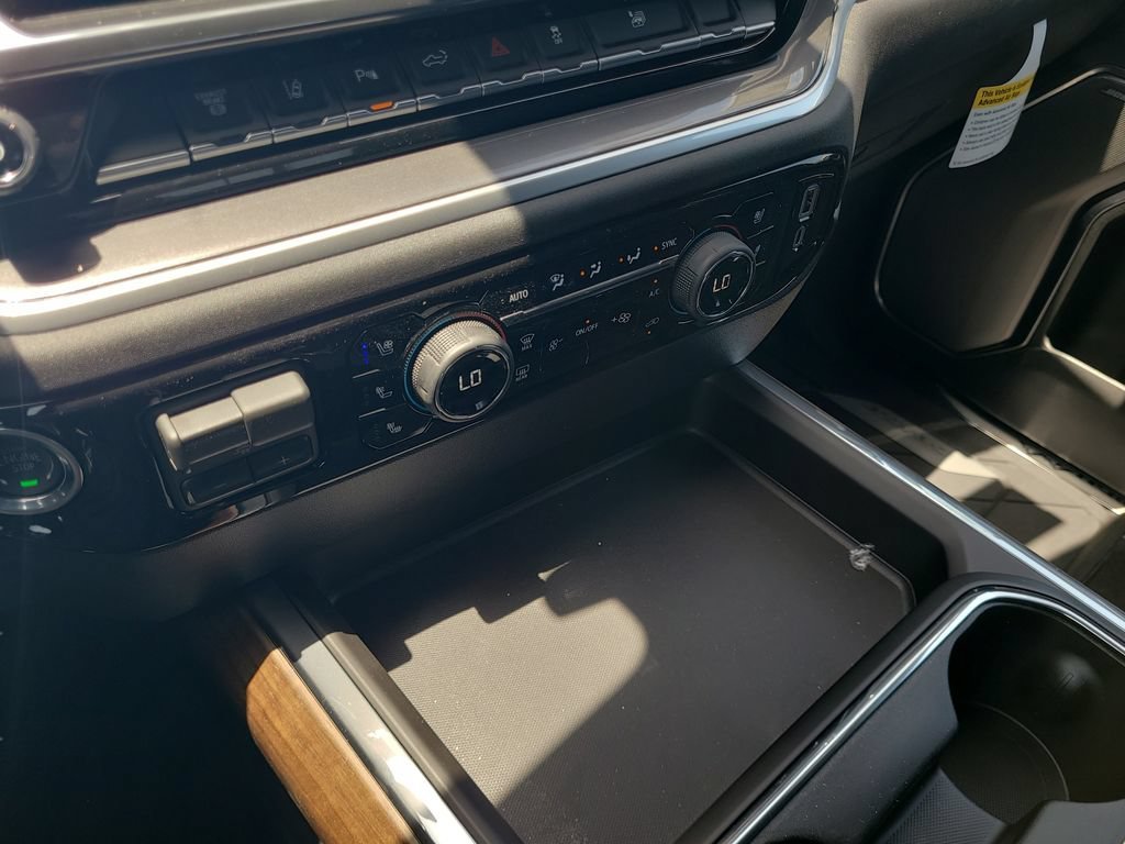 2026 Chevrolet Silverado 3500 HD High Country - Photo 15