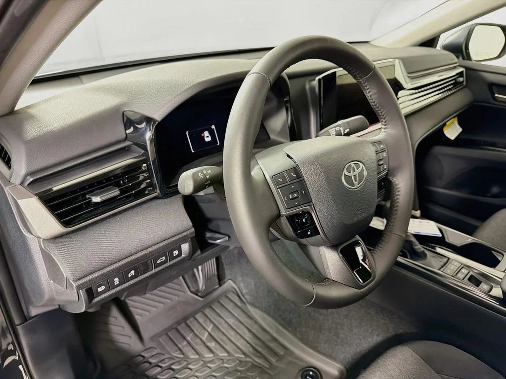 New 2026  Toyota LE image 9