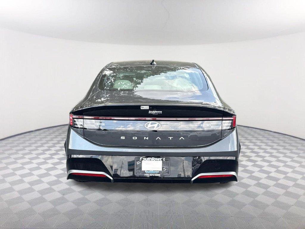 New 2026 Gray Hyundai SEL Sport image 6