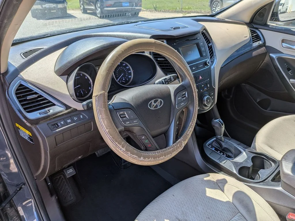 Used 2018 Blue Hyundai 2.4 Base image 25