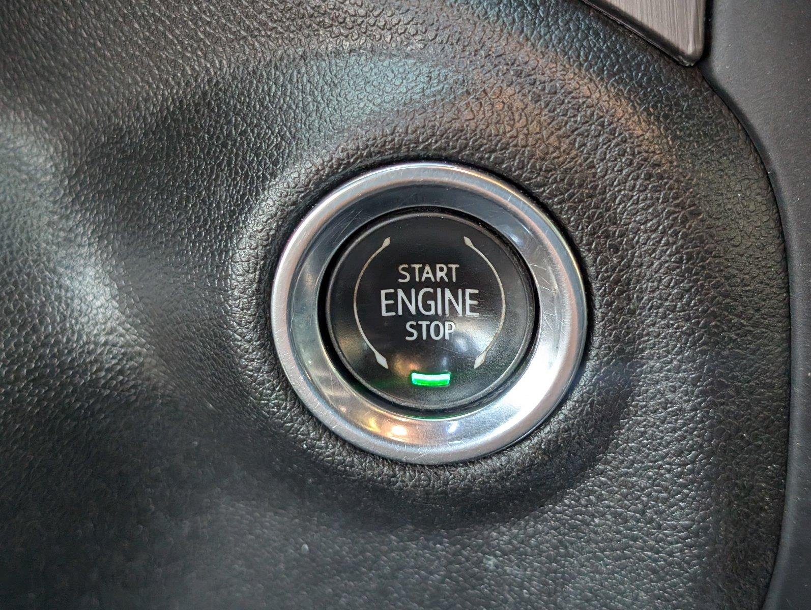 Used 2020 Summit White GMC AT4 image 23