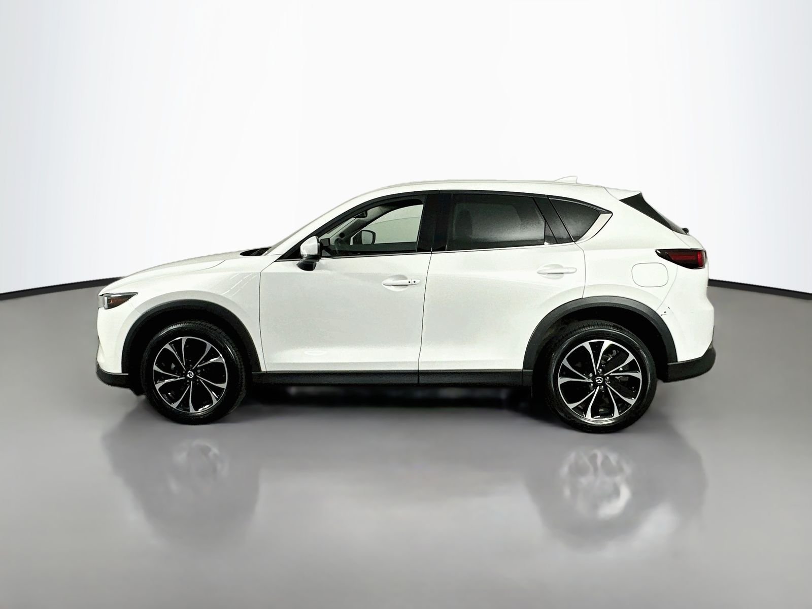 Certified Used 2023 White Metallic Mazda 2.5 S Premium Plus Package image 4