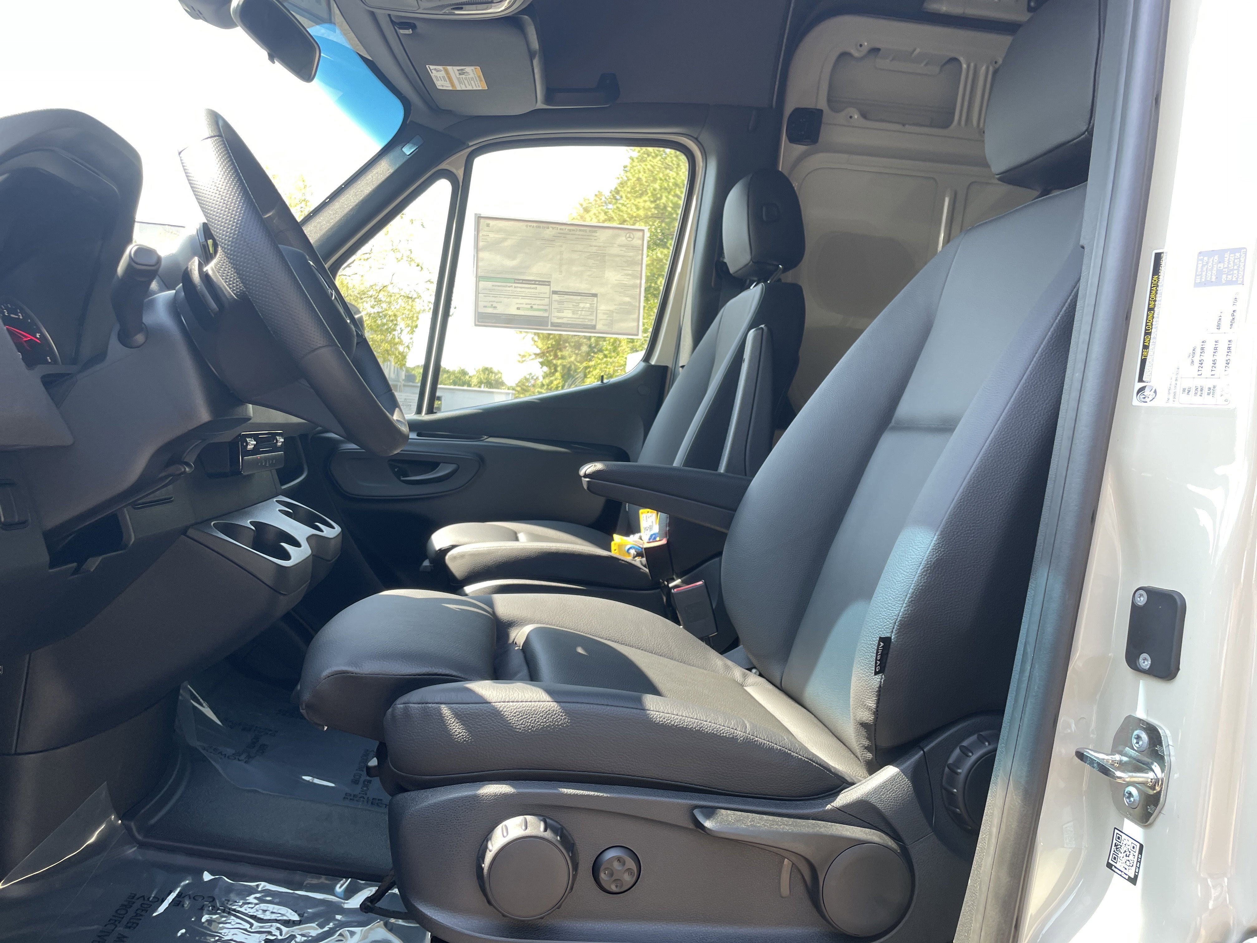 2025 Mercedes-Benz Sprinter Cargo Van Base - Photo 24