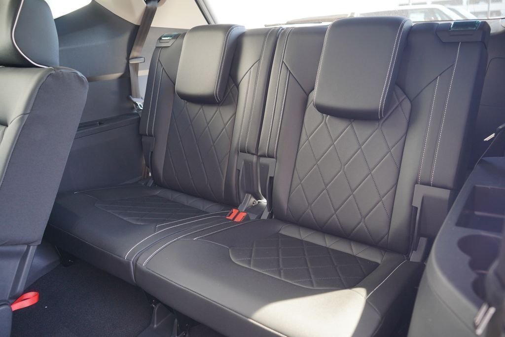 2025 Volkswagen Atlas SEL Premium R-Line - Photo 8