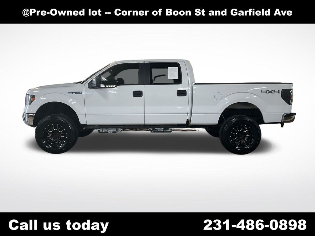 Used 2014  Ford XL image 2