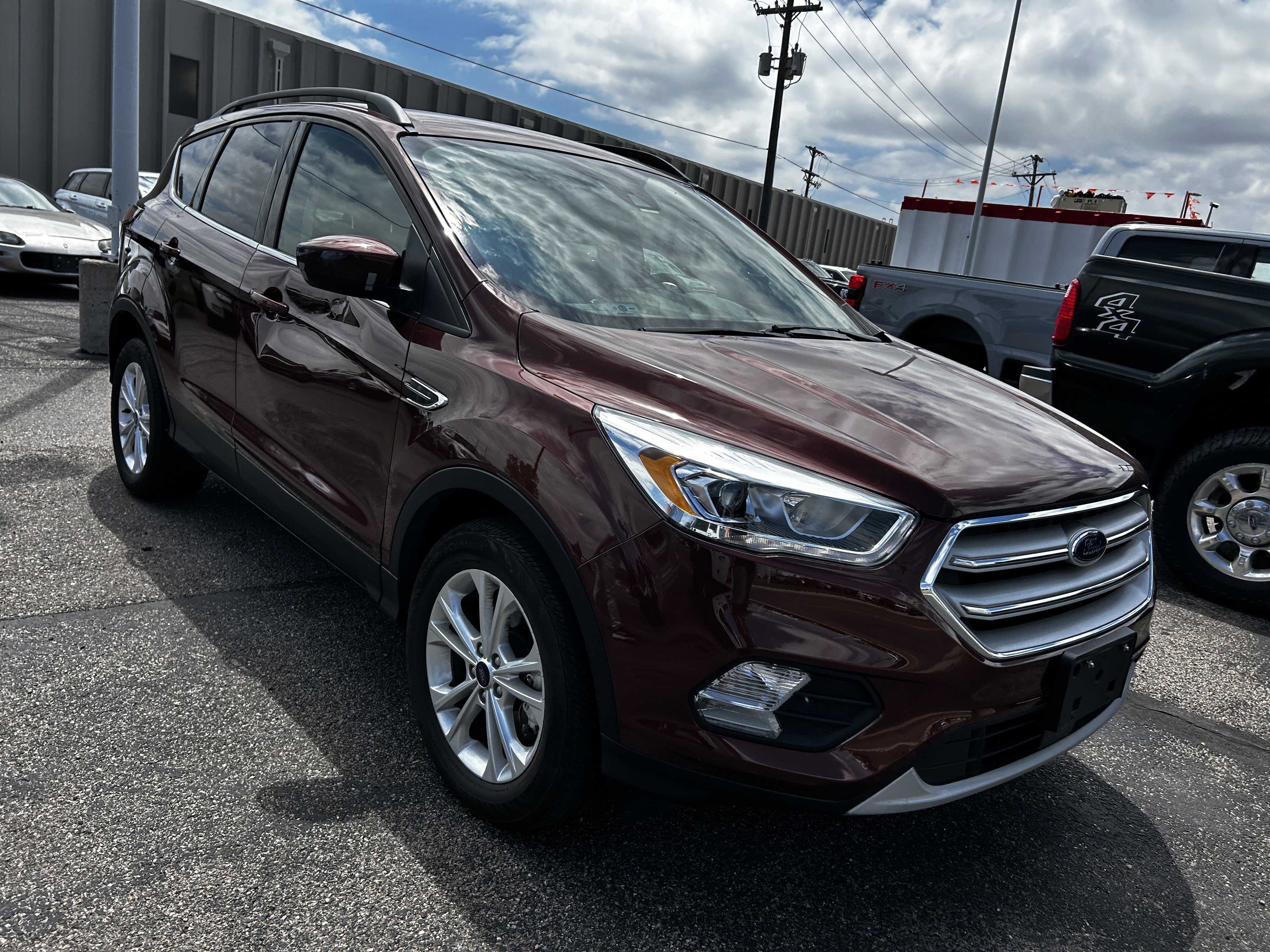 Used 2018 Cinnamon Glaze Ford SEL image 6