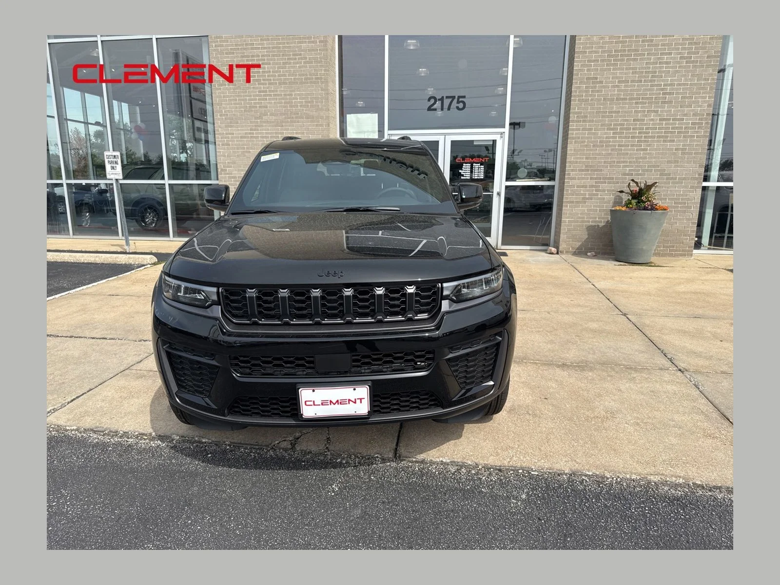2026 Jeep Grand Cherokee L Laredo Altitude 4x4's photo