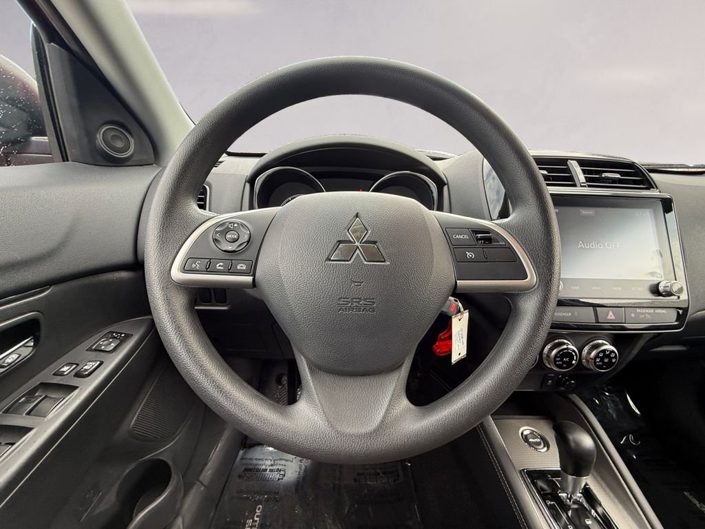 Used 2026  Mitsubishi 2.0 ES image 13