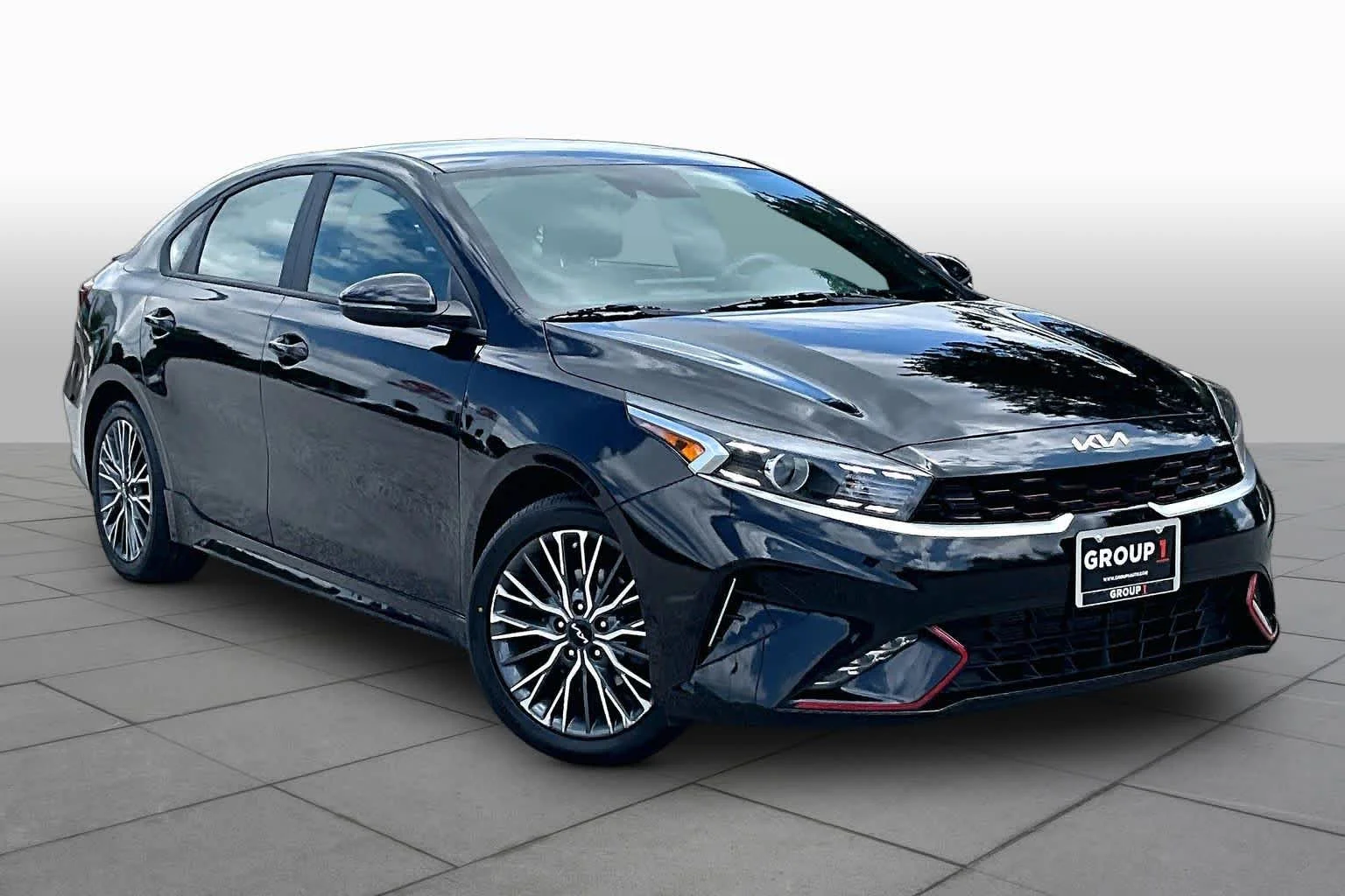 Used 2023 Aurora Black Kia GT-Line image 3