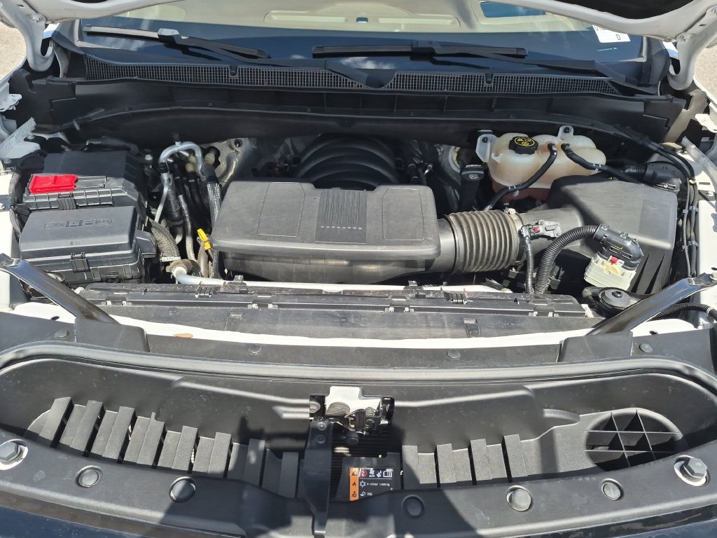 Used 2023 Beige Chevrolet High Country image 14
