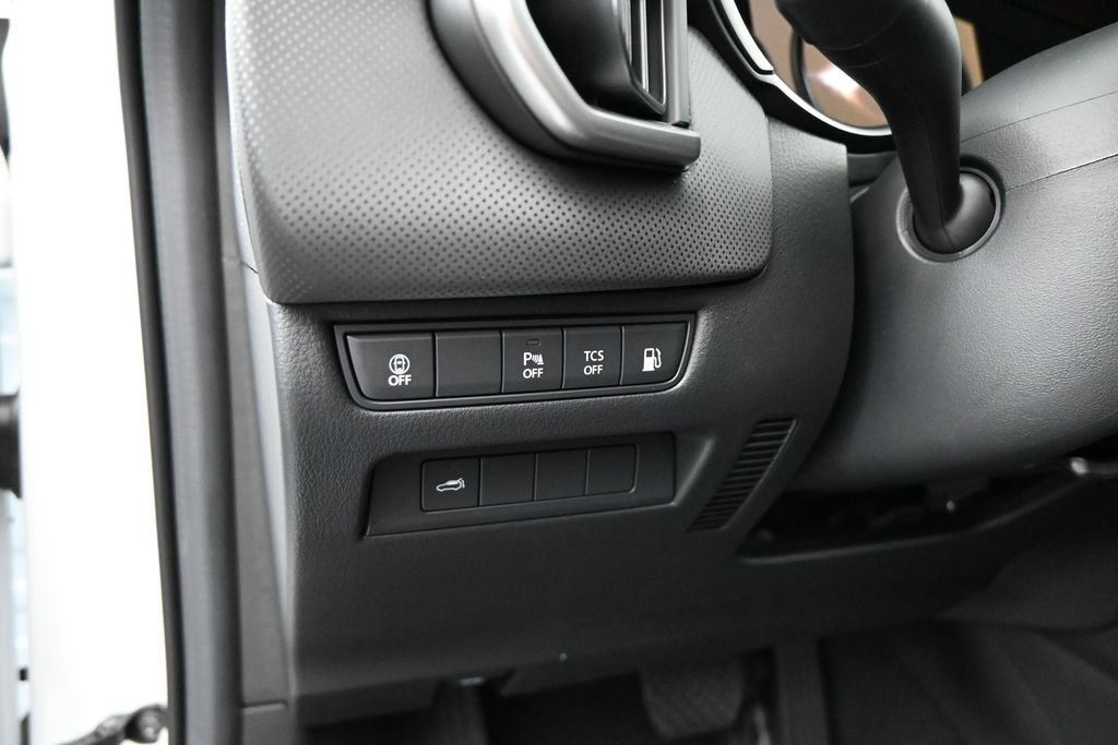 New 2026 Wind Chill Pearl Mazda Preferred AWD image 7