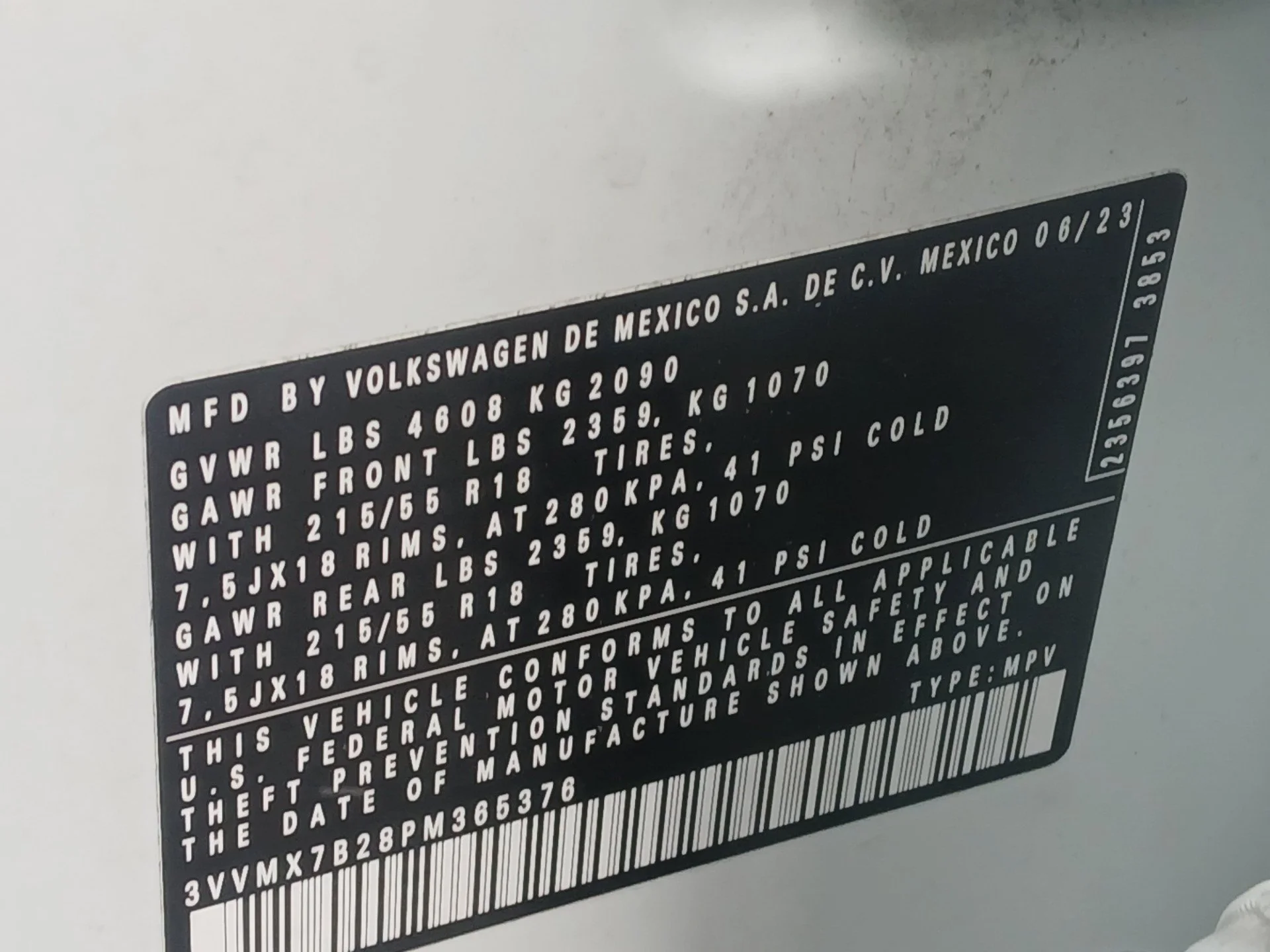 Certified Used 2023  Volkswagen S image 18