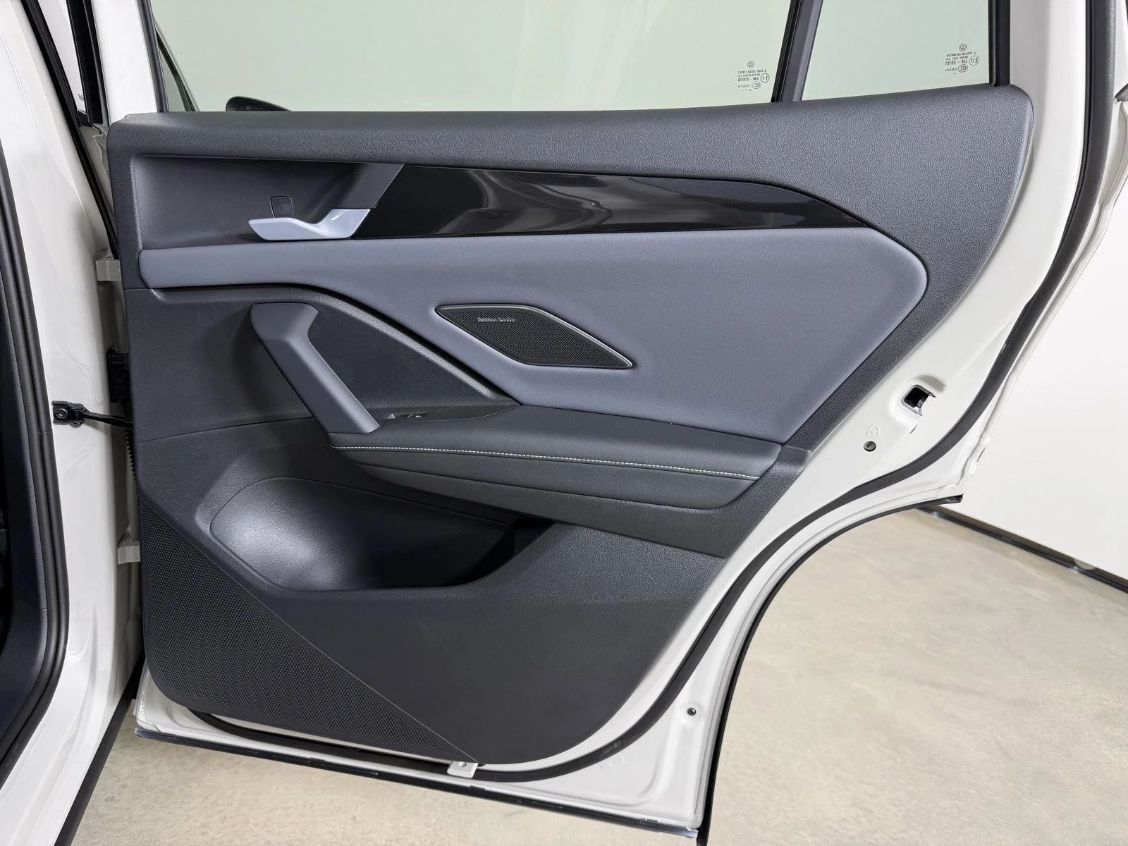 New 2026 Sandstone Volkswagen SEL R-Line Turbo image 17