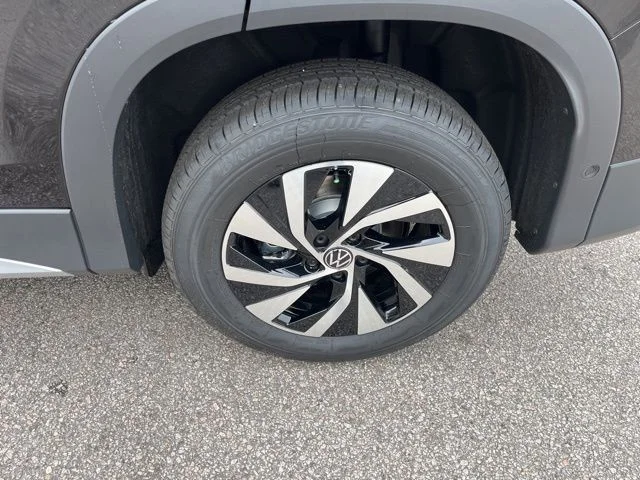 2026 Volkswagen Tiguan S - Photo 17