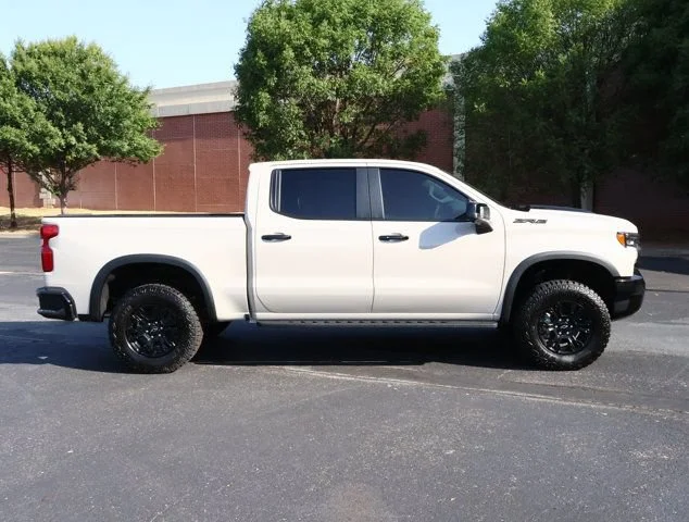 2026 Chevrolet Silverado 1500 ZR2 - Photo 36