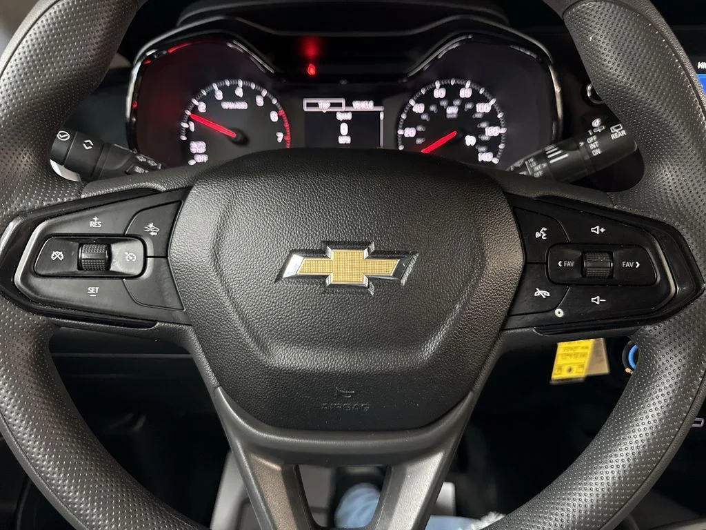Used 2025 Sterling Gray Metallic Chevrolet LS image 20