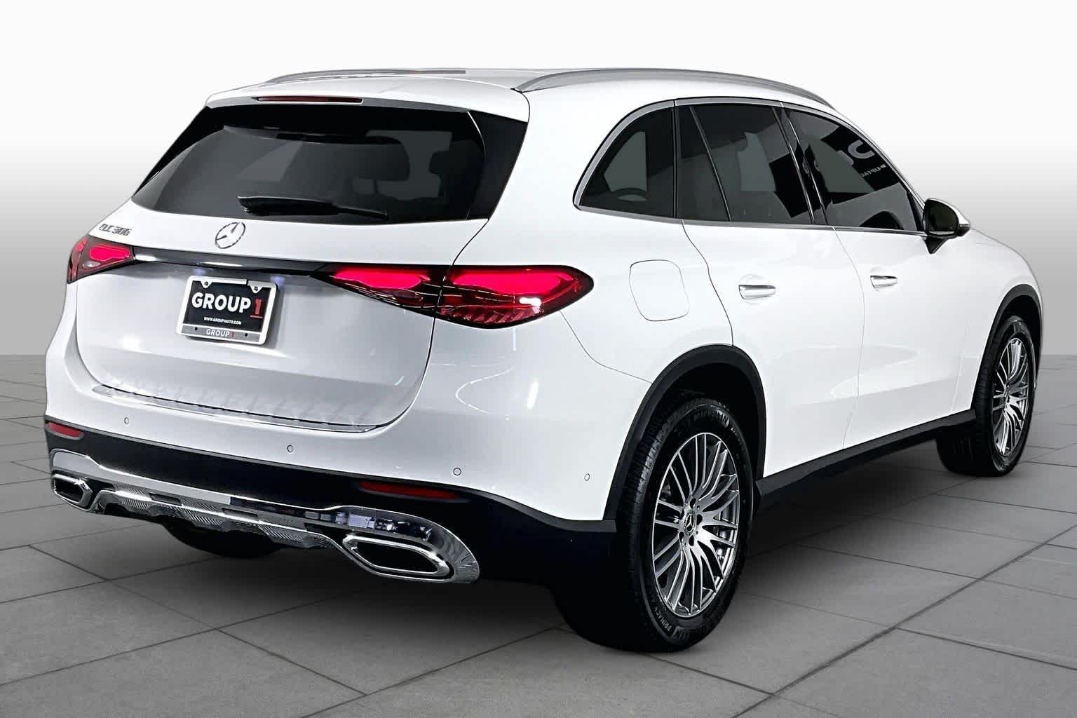 Used 2026 White Mercedes-Benz GLC 300 image 11