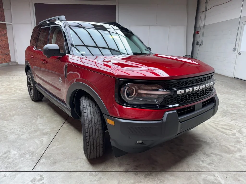 New 2026 Ruby Red Metallic Tinted Clearcoat Ford Outer Banks® image 6