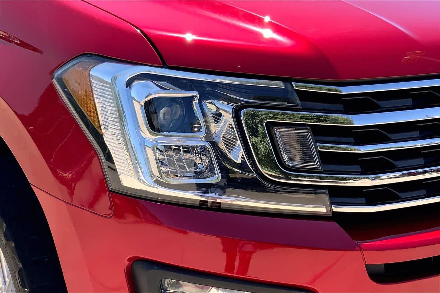 Used 2020 Rapid Red Metallic Tinted Clearcoat Ford XLT image 25