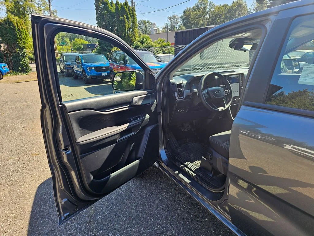 New 2025 Carbonized Gray Metallic Ford XL image 18