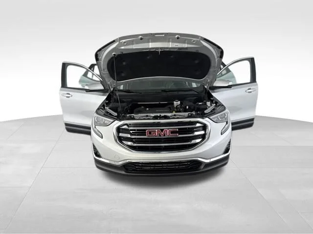 Used 2021 Silver GMC SLT image 13