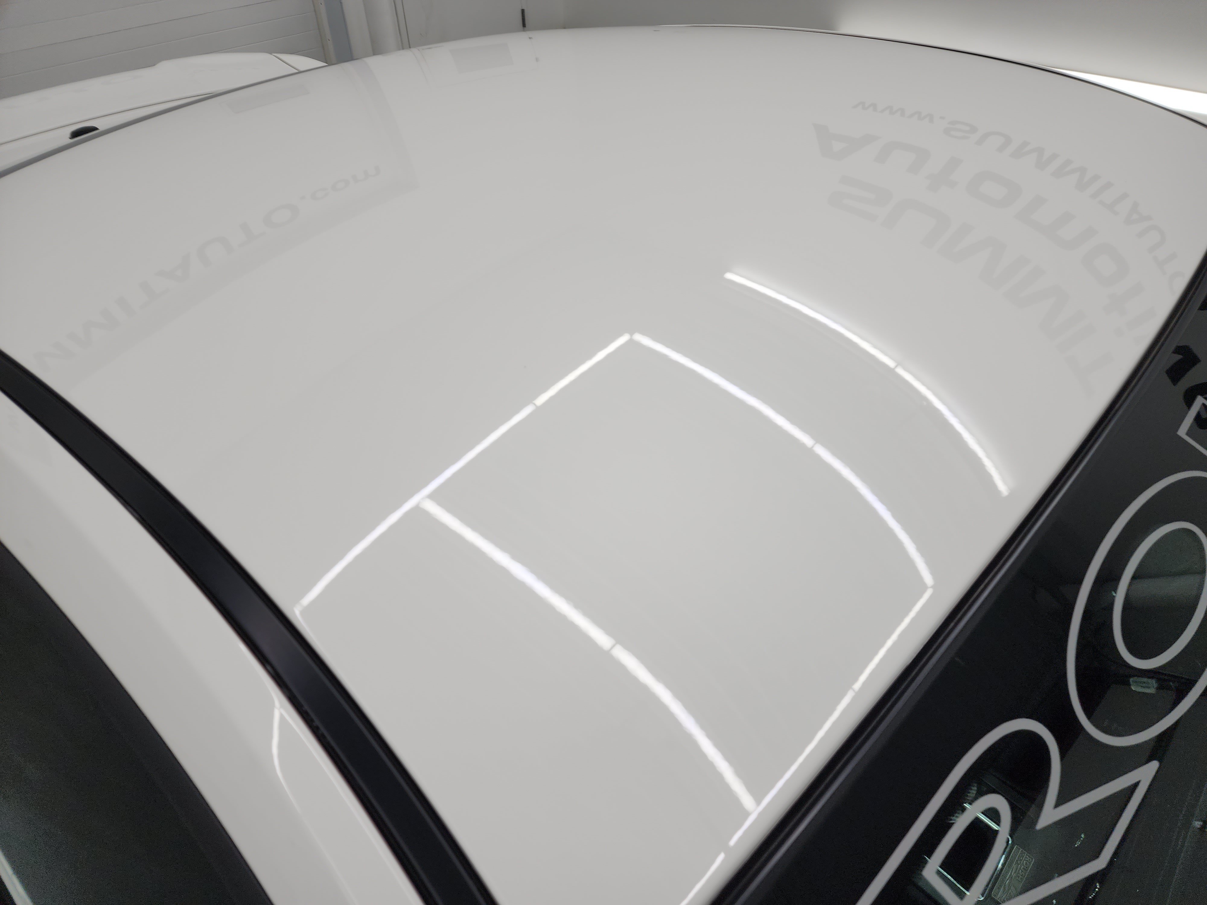 Used 2012 Performance White Ford GT Premium: GT PREMIUM-ROUSH STAGE 3-SUPERCHARGED-6 SPEED STICK-20 WHEELS-HID LIGHTS image 4