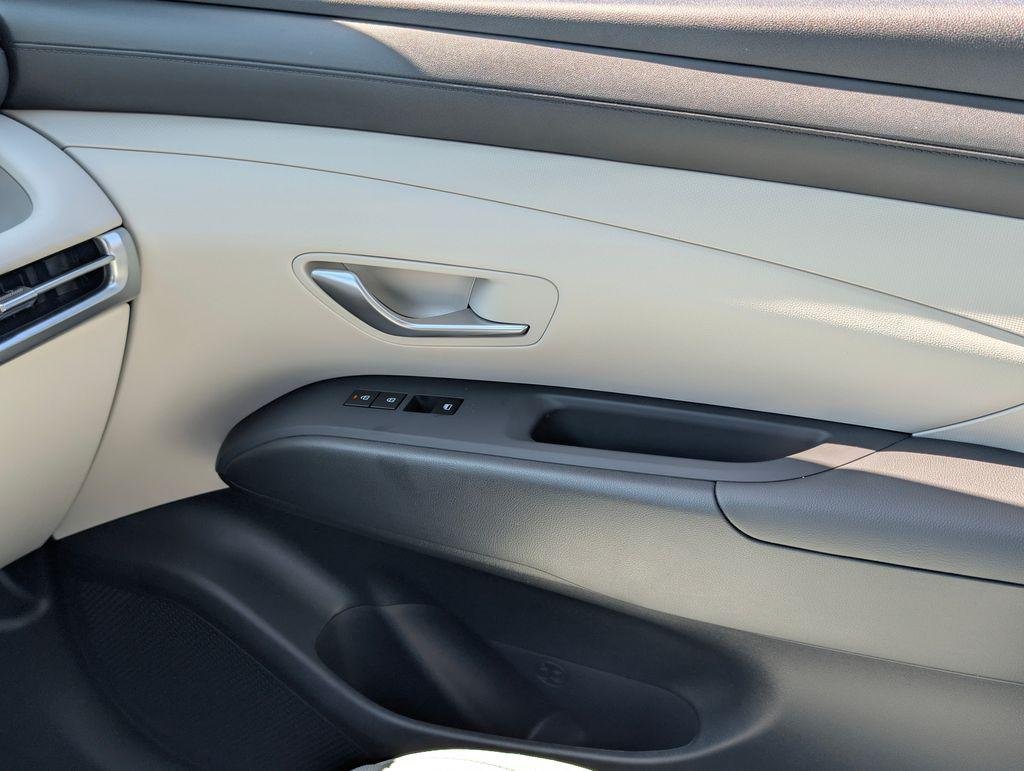 New 2026 Gray Hyundai SE FWD image 27