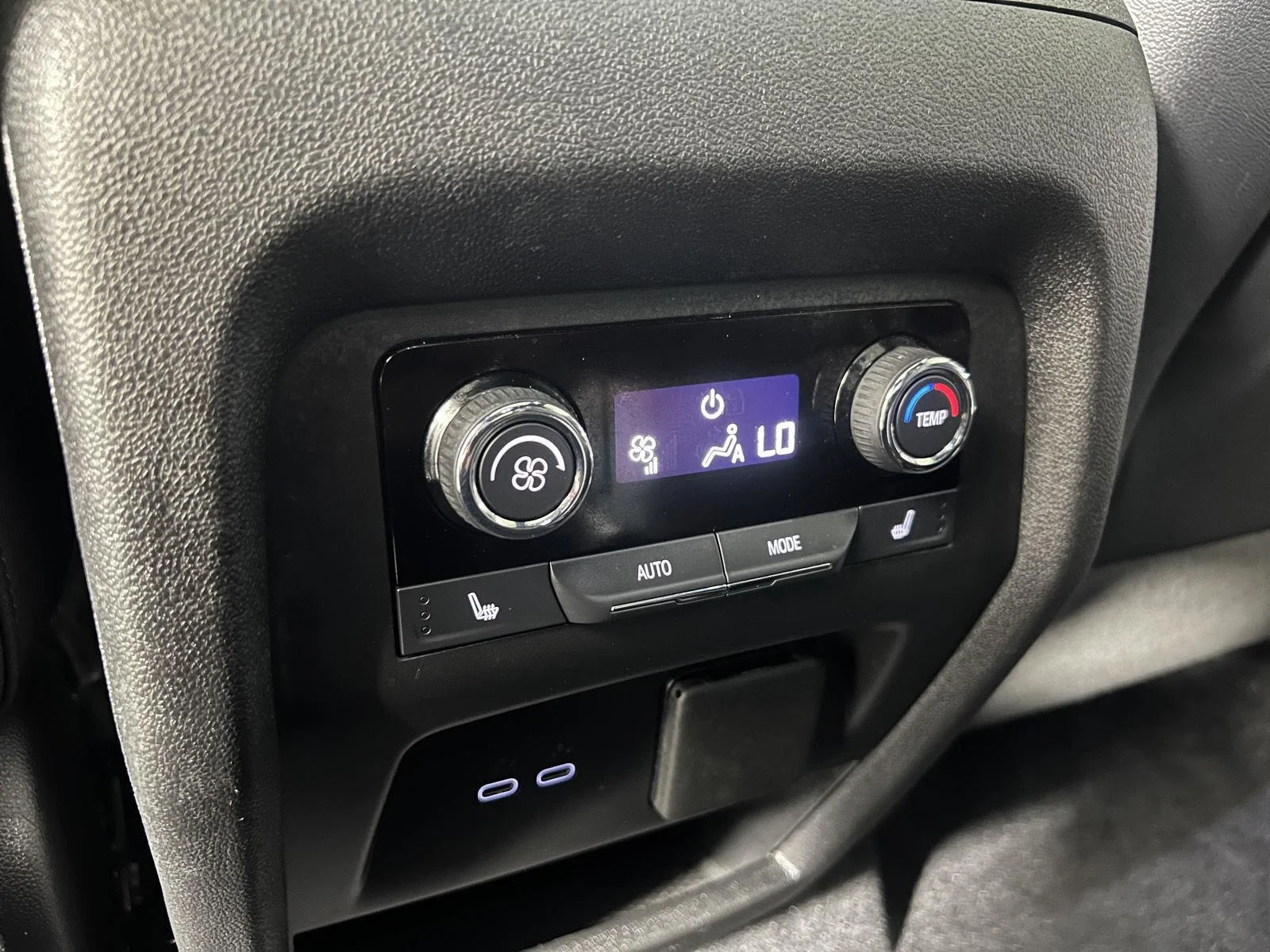 Used 2025 Sterling Gray Metallic Chevrolet AWD RS image 28
