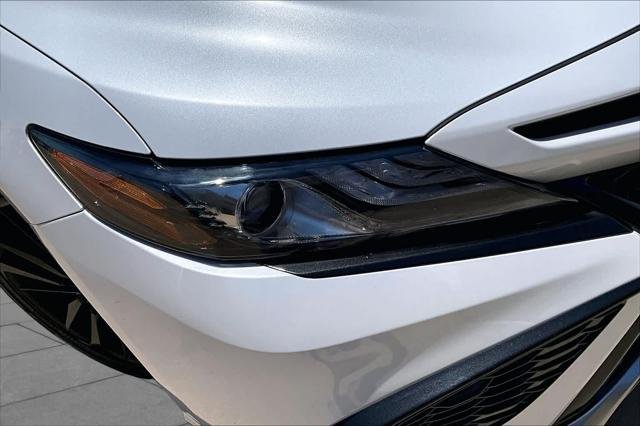 Certified Used 2023 WIND CHILL PEARL* Toyota  image 27