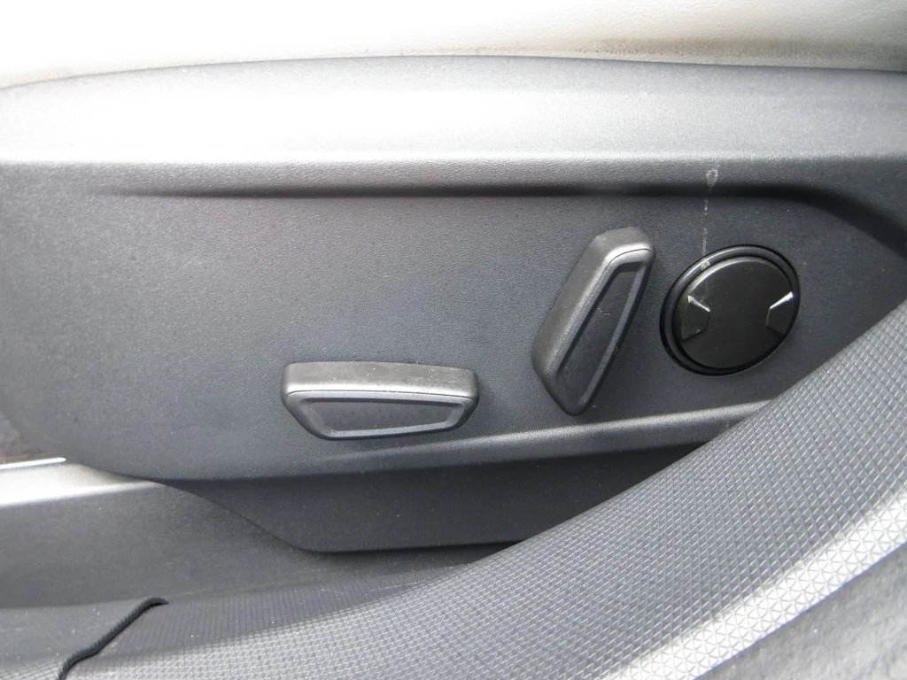 Certified Used 2023 Vapor Blue Ford Premium image 13