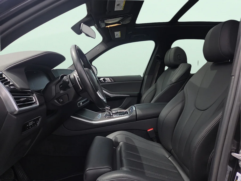 Used 2022 Gray BMW xDrive45e image 16