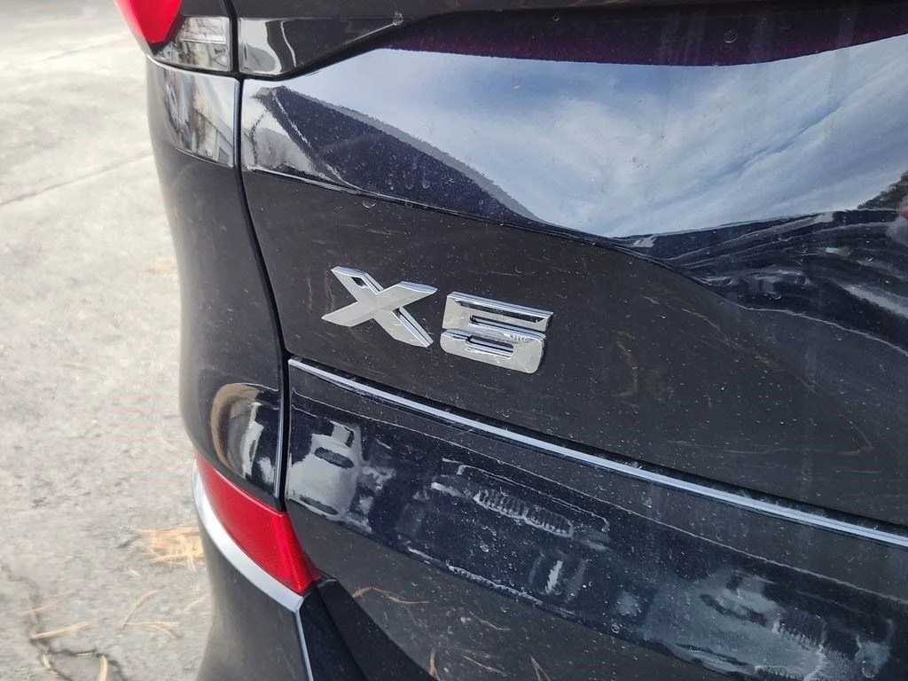 Used 2026 Carbon Black Metallic BMW xDrive40i image 20