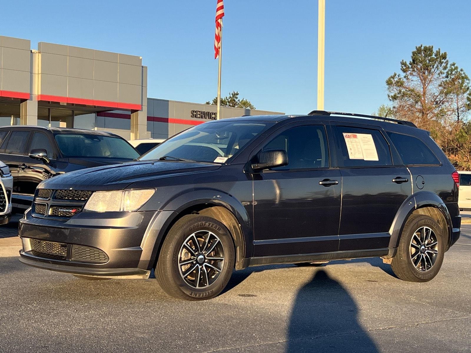 Used 2018 Dodge Journey SE with VIN 3C4PDCAB4JT274052 for sale in Macon, GA