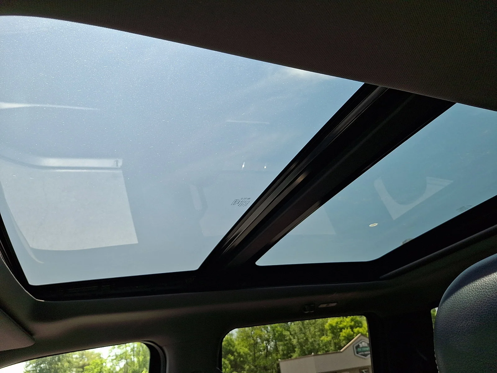 Used 2018 Shadow Black   G1 Ford LARIAT image 21