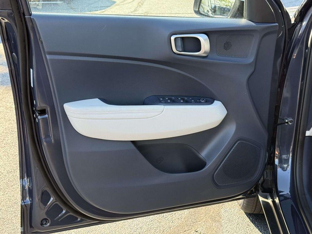 New 2026 Denim w/White Roof Hyundai SEL w/Two-Tone Roof image 28