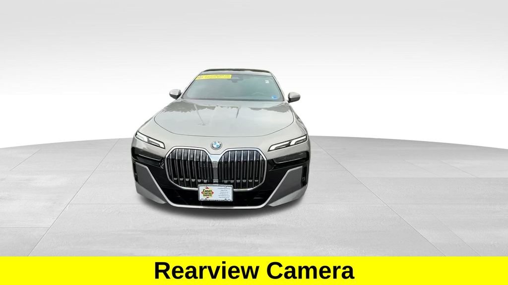 2025 BMW 7 Series 740i - Photo 5
