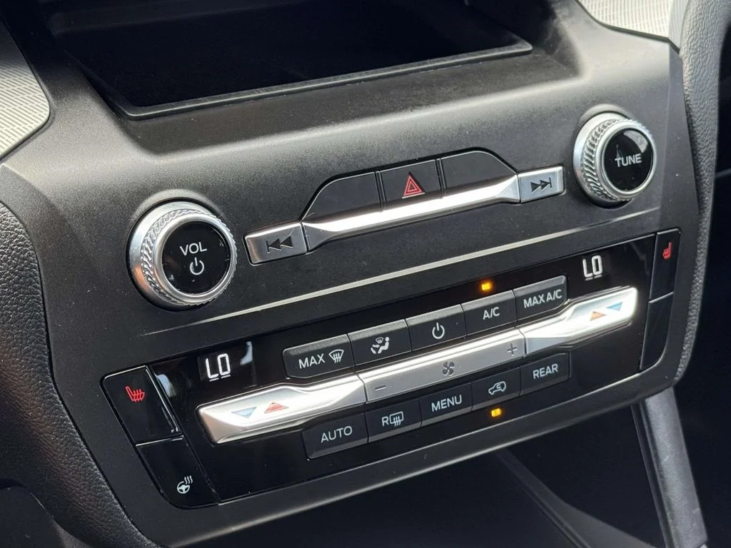 Used 2020 Black Ford XLT image 19
