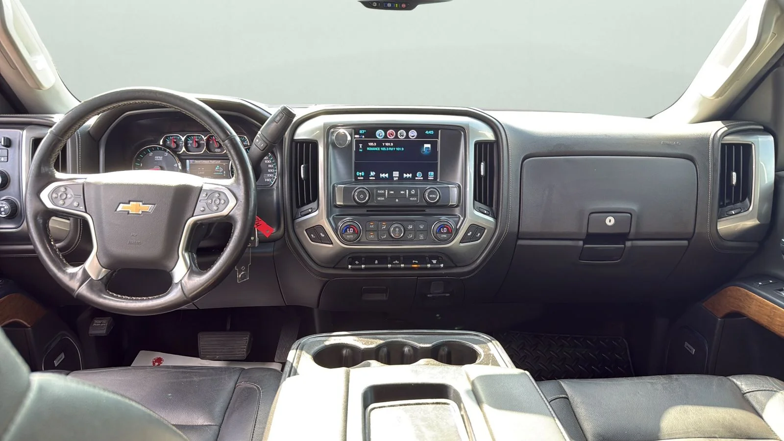 Used 2019 White Chevrolet LTZ image 18