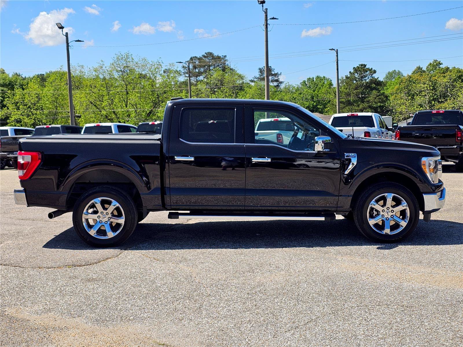 2022 Ford F-150 Lariat - Photo 8