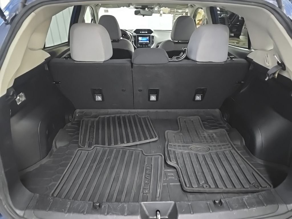 Used 2018 Blue Subaru 2.0i Premium image 11