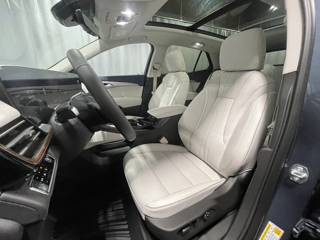 New 2026 Quartz Blue Metallic Buick Avenir image 12
