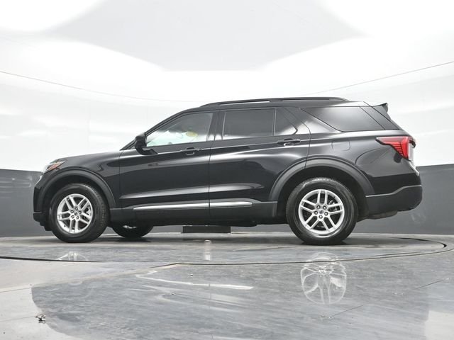 Used 2025 Black Ford Active image 20