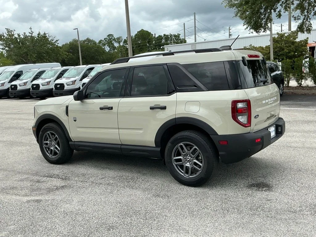 Used 2025 Beige Ford Big Bend image 5
