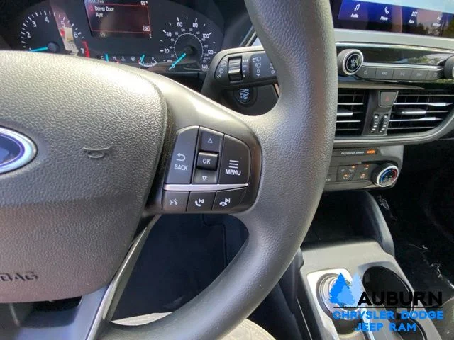 Used 2022 White Ford SE image 32