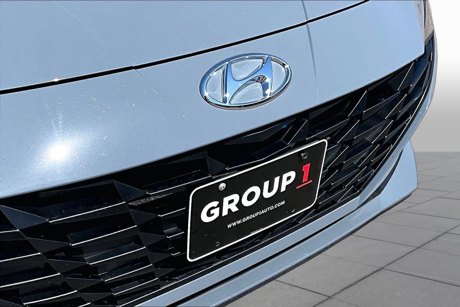 Used 2023 Electric Shadow Hyundai SEL image 30