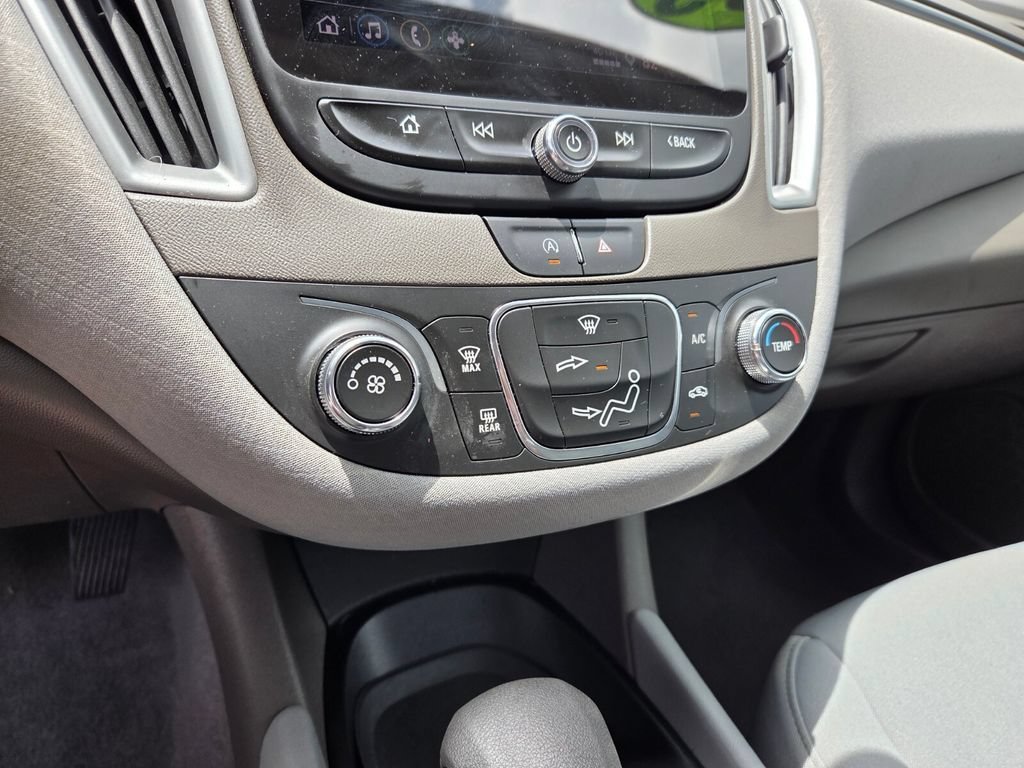 2022 Chevrolet Malibu 1LS - Photo 24